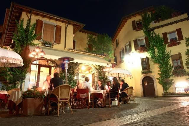 Locanda Agli Angeli Gardone Riviera Luaran gambar