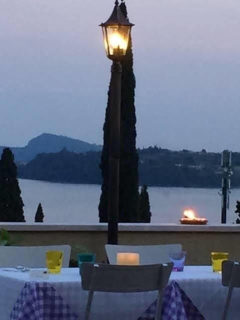 Locanda Agli Angeli Gardone Riviera Luaran gambar